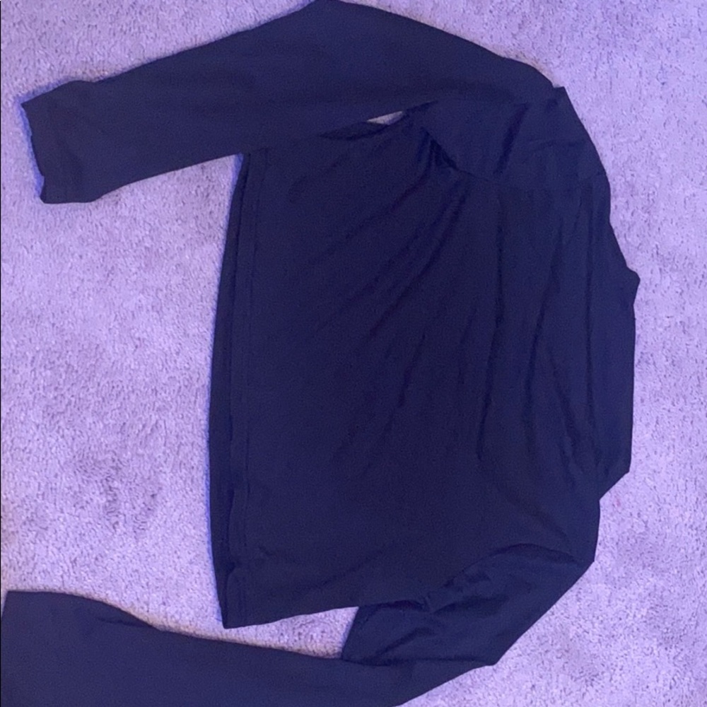 Black Long Sleeve Crop Top